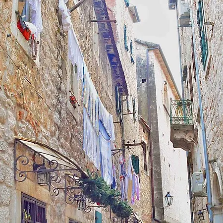 Apartment Amigo 2 Old Town Kotor Exterior photo